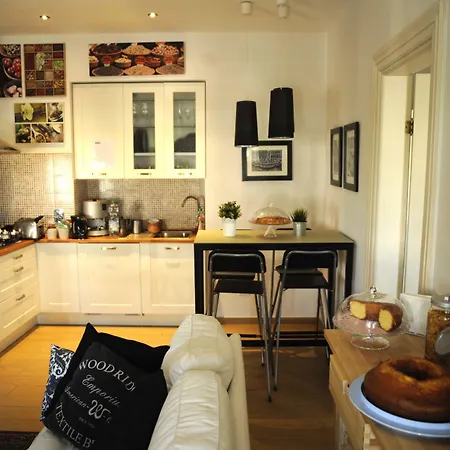 Pigneto Luxury Gasthof 2*