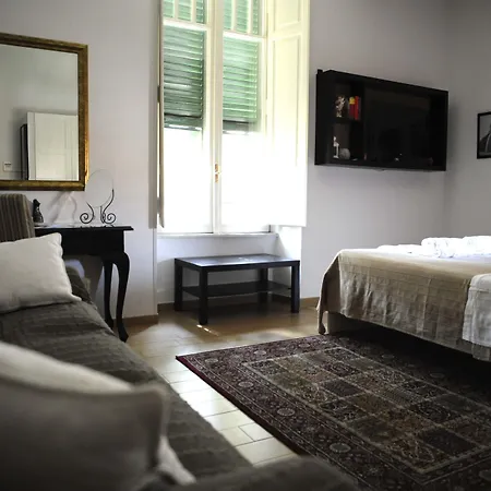 בית הארחה Pigneto Luxury 2*