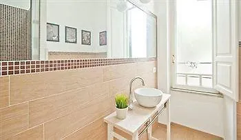 Pigneto Luxury 2* Rome